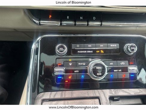 Used 2018 Lincoln Navigator Reserve w/ Technology Package image 24