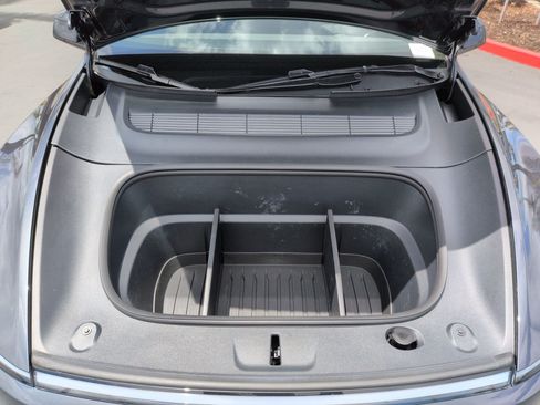 Used 2026 Tesla Model Y AWD image 34