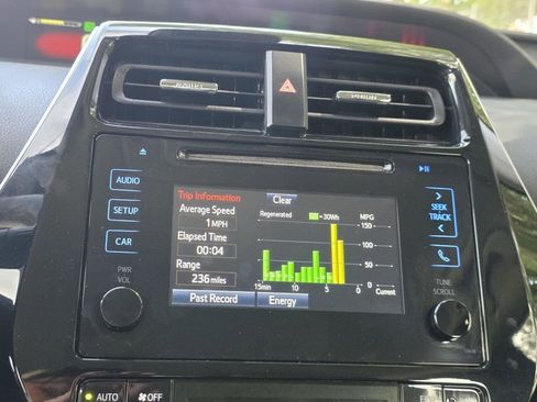 Used 2018 Toyota Prius Two w/ Prius Two Safety Plus Package FWD image 11