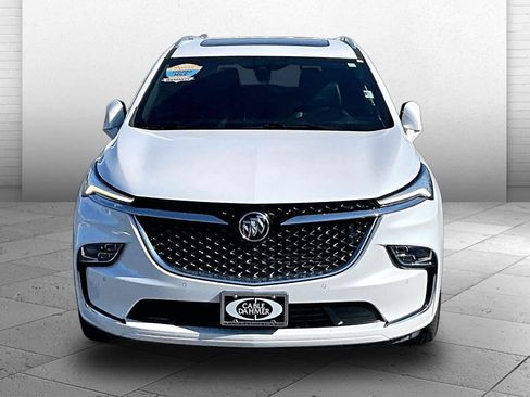 Used 2023 Buick Enclave Avenir w/ Avenir Technology Package AWD/4WD image 2