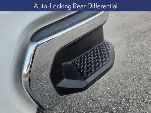 Used 2021 GMC Sierra 1500 SLT w/ Max Trailering Package image 23