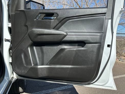 Used 2024 Chevrolet Colorado LT w/ LT Convenience Package II image 31