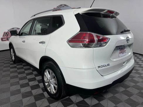 Used 2016 Nissan Rogue SV w/ SV Premium Package image 26