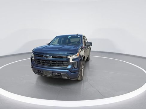 Used 2022 Chevrolet Silverado 1500 RST AWD/4WD image 3