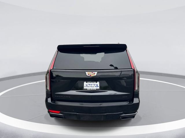 Used 2021 Cadillac Escalade Sport Platinum AWD/4WD image 5