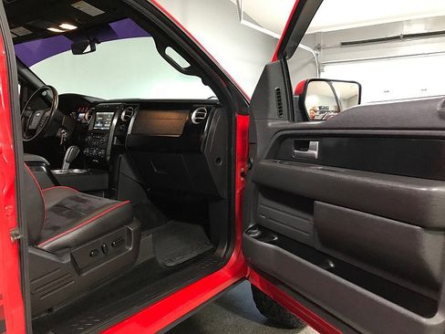 Used 2014 Ford F150 FX4 w/ Equipment Group 402A Luxury AWD/4WD image 12