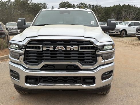 New 2026 RAM 2500 Tradesman AWD/4WD image 3