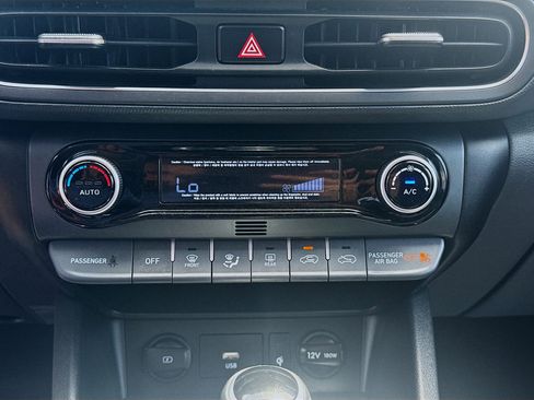 Used 2023 Hyundai Kona SEL w/ Convenience Package AWD/4WD image 12