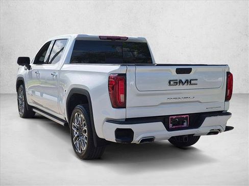 Used 2025 GMC Sierra 1500 Denali Ultimate AWD/4WD image 7