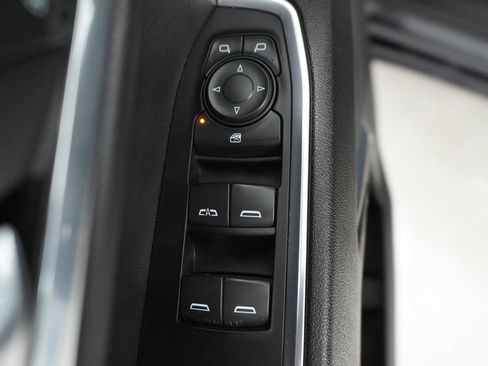 Used 2023 Chevrolet Silverado 1500 LT AWD/4WD image 11