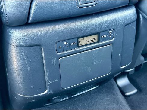 Used 2022 Nissan Armada SL image 26