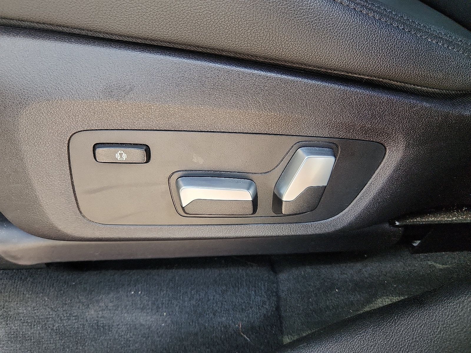 Used 2019 BMW X3 sDrive30i RWD image 14