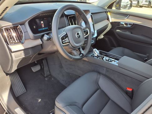 New 2026 Volvo XC90 B6 Plus w/ Protection Package Premier image 12