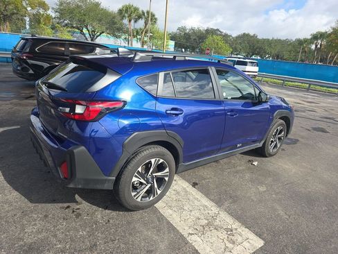 Used 2024 Subaru Crosstrek 2.0i Premium image 4