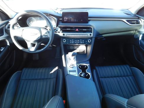 Used 2026 Genesis G70 2.5T Prestige image 17