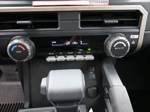 Used 2026 Toyota Tacoma SR AWD/4WD image 3
