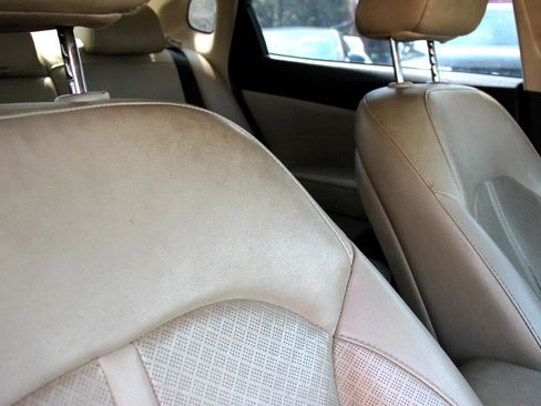 Used 2018 Kia Optima EX image 18