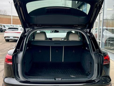 Used 2025 Audi Q6 e-tron Premium Plus w/ Premium Plus image 8