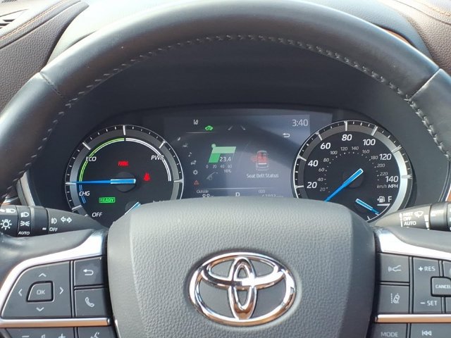 Used 2021 Toyota Highlander Platinum AWD/4WD image 9