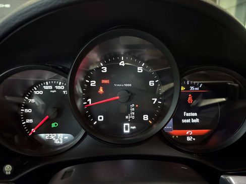 Used 2017 Porsche 718 Boxster RWD image 20