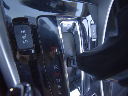 Used 2016 Honda Accord EX-L image 12