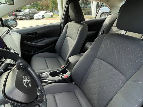 Used 2024 Toyota Corolla LE FWD image 21