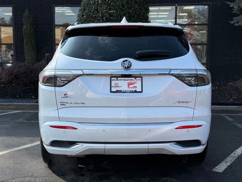 Used 2023 Buick Enclave Avenir image 14