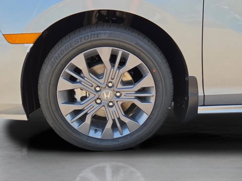 New 2026 Honda Odyssey Touring image 30