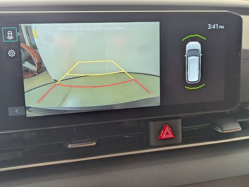 New 2026 Kia Carnival EX FWD image 22