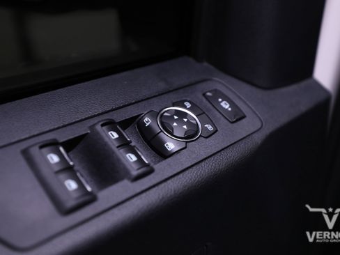 Used 2019 Ford F250 Lariat w/ Lariat Ultimate Package image 18