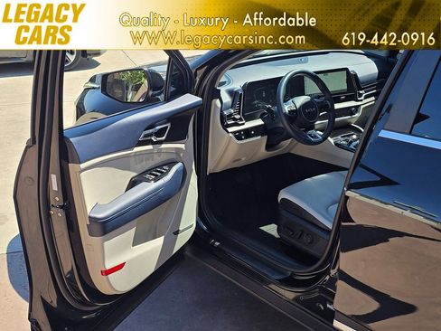 Used 2023 Kia Sportage EX image 45