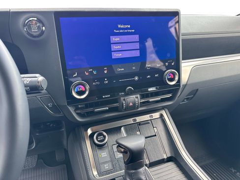 Certified 2024 Lexus GX 550 w/ Cold Area Package AWD/4WD image 26