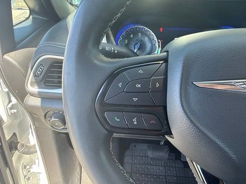 Used 2022 Chrysler Pacifica Touring w/ S Appearance Package AWD/4WD image 21