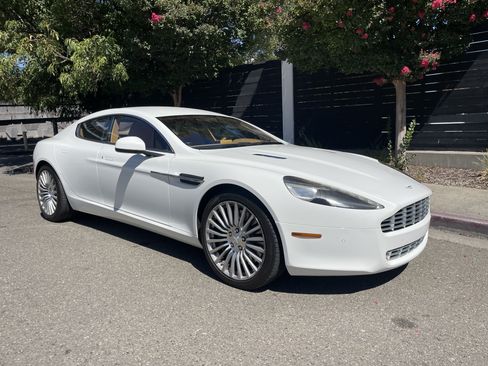 Used 2012 Aston Martin Rapide RWD image 2