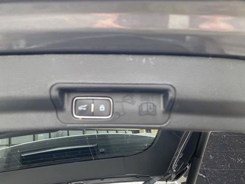 Certified 2023 Ford Explorer XLT w/ Equipment Group 202A image 16