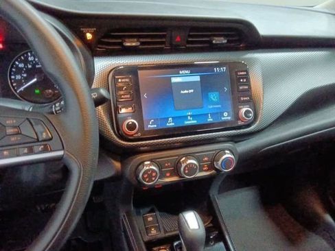 Used 2023 Nissan Kicks SV FWD image 17