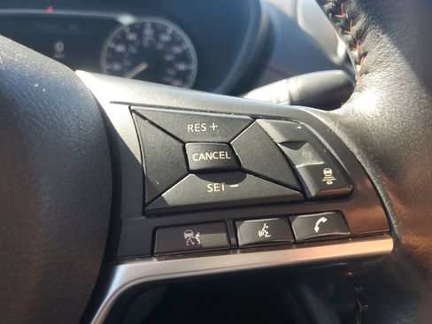 Certified 2024 Nissan Sentra SR w/ SR Premium Package FWD image 31