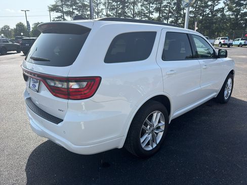 Used 2024 Dodge Durango GT AWD/4WD image 6