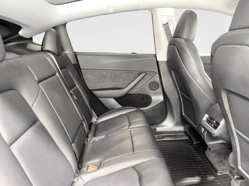 Used 2023 Tesla Model Y Performance AWD/4WD image 21