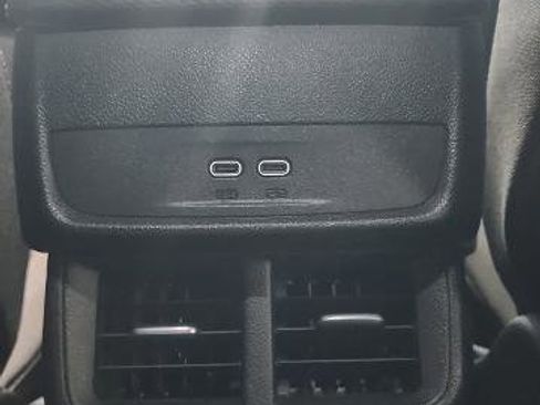 Used 2025 Chevrolet Equinox LT FWD image 31
