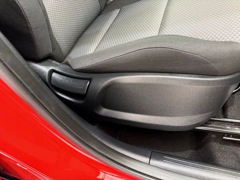 Used 2023 Kia Soul LX w/ LX Technology Package image 17