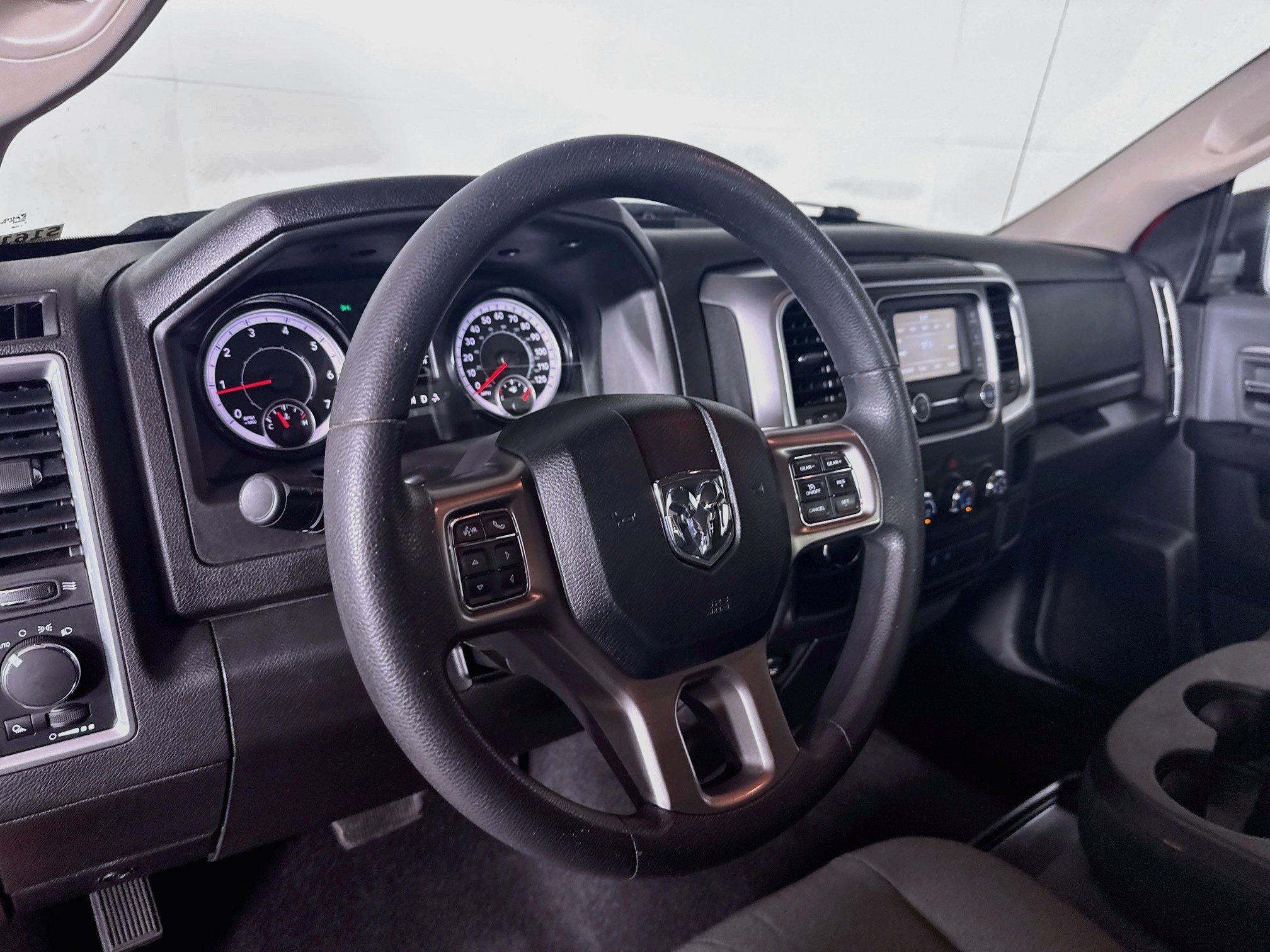 Used 2022 RAM 1500 Classic SLT RWD image 8