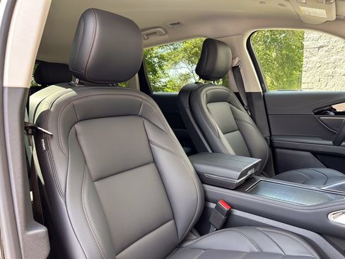 New 2026 Lincoln Nautilus Premier AWD/4WD image 22