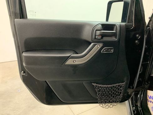 Used 2016 Jeep Wrangler Unlimited Sport AWD/4WD image 16