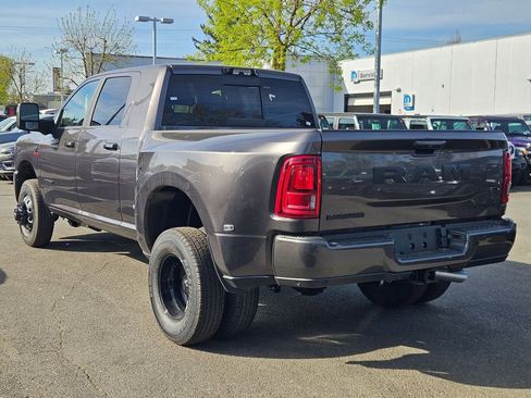 New 2026 RAM 3500 Laramie AWD/4WD image 5