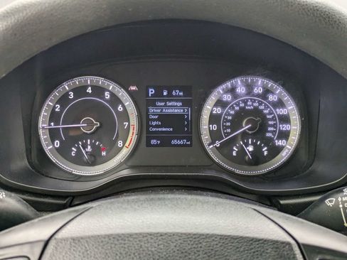 Used 2022 Hyundai Venue SE w/ Cargo Package FWD image 26