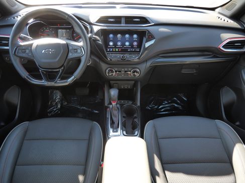 Used 2023 Chevrolet TrailBlazer RS w/ Convenience Package image 10