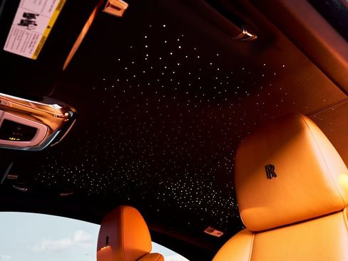 Used 2019 Rolls-Royce Wraith image 48