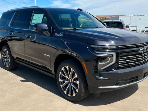New 2026 Chevrolet Tahoe High Country AWD/4WD image 8