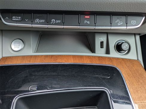 Used 2021 Audi Q5 2.0T Premium Plus w/ Premium Plus Package image 27